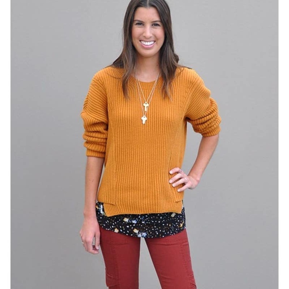 Cabi Step-Up Sweater Size S Chunky Knit Crew Neck Long Sleeve Pullover Orange